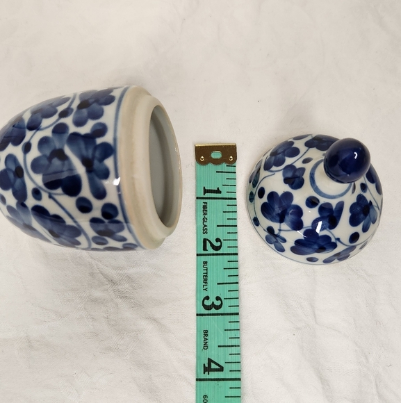 Cobalt Blue Asian Lidded Jar - Picture 7 of 10